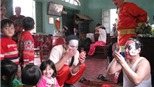  Những nông dân chân đất "chơi Tuồng" 